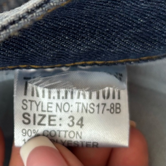 Trillnation 34 Med Wash 90% Cotton Zipper Ripple Knee Length Denim Short Size 34 - Picture 10 of 12